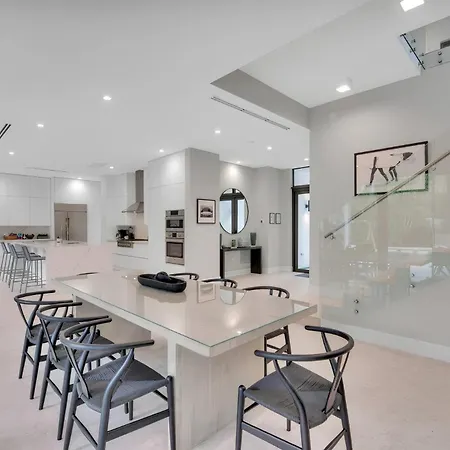 Luxury - - With Pool Villa Nice